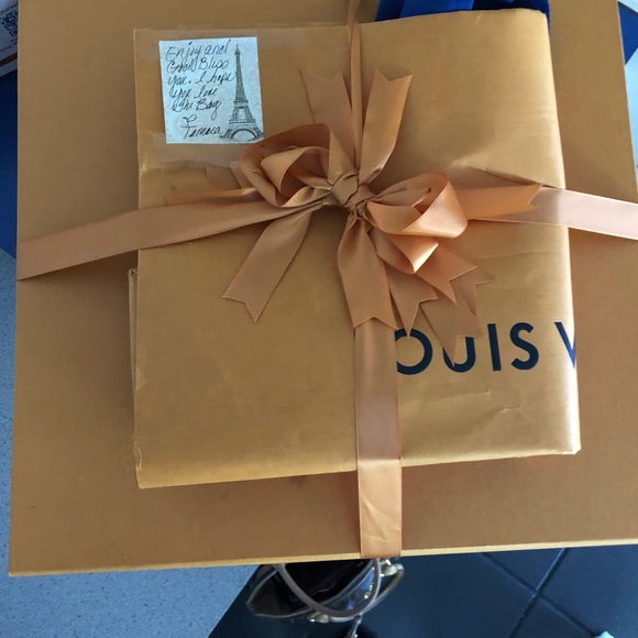 Meet your Posher, Joseph - Picture 6 of 6